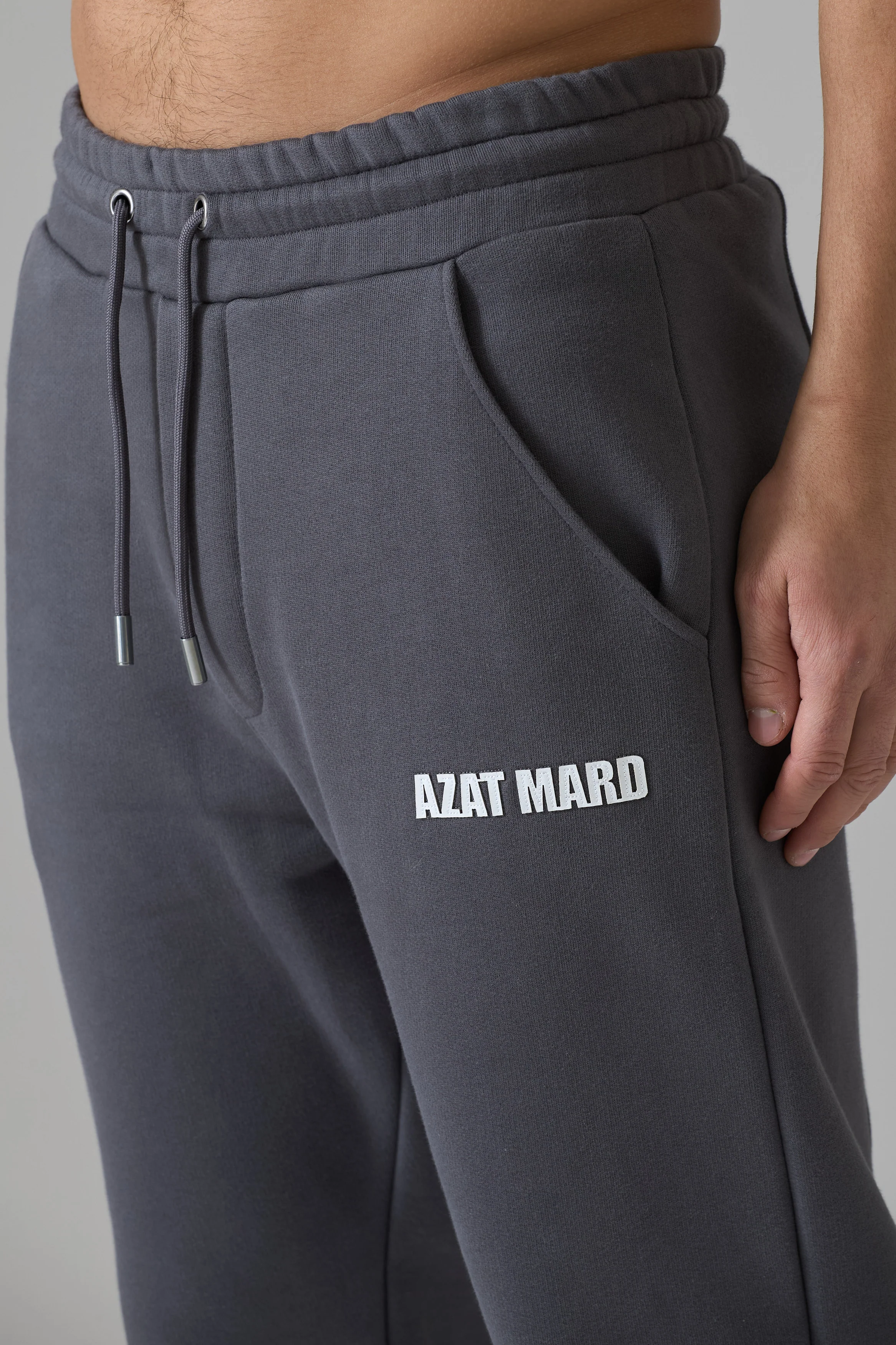 AZAT MARD X FOOTBALL FEDERATION OF ARMENIA JOGGERS - Image 4