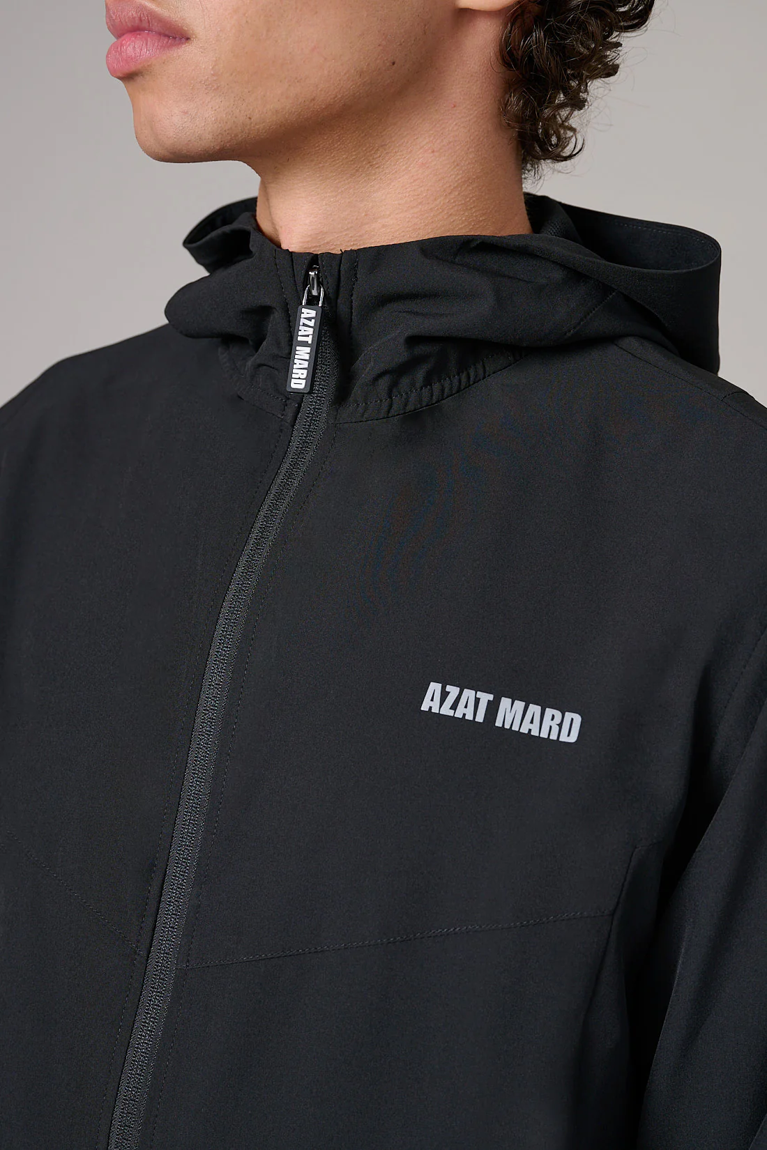BLACK ACTIVEWEAR WINDBREAKER - Image 4
