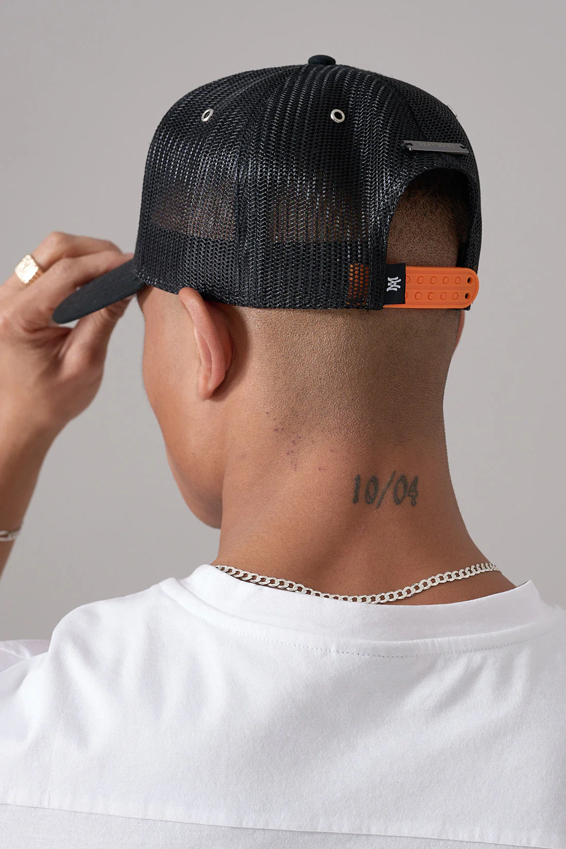 AZAT MARD BLACK/WHITE IMPACT MESH CAP - Image 4