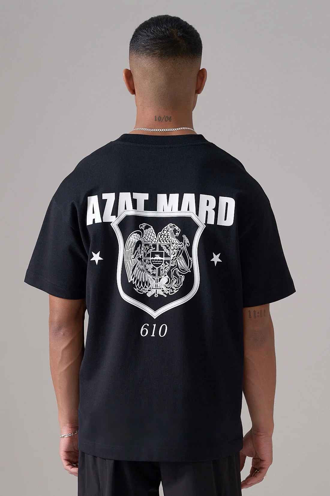 BLACK CREST T-SHIRT - Image 5