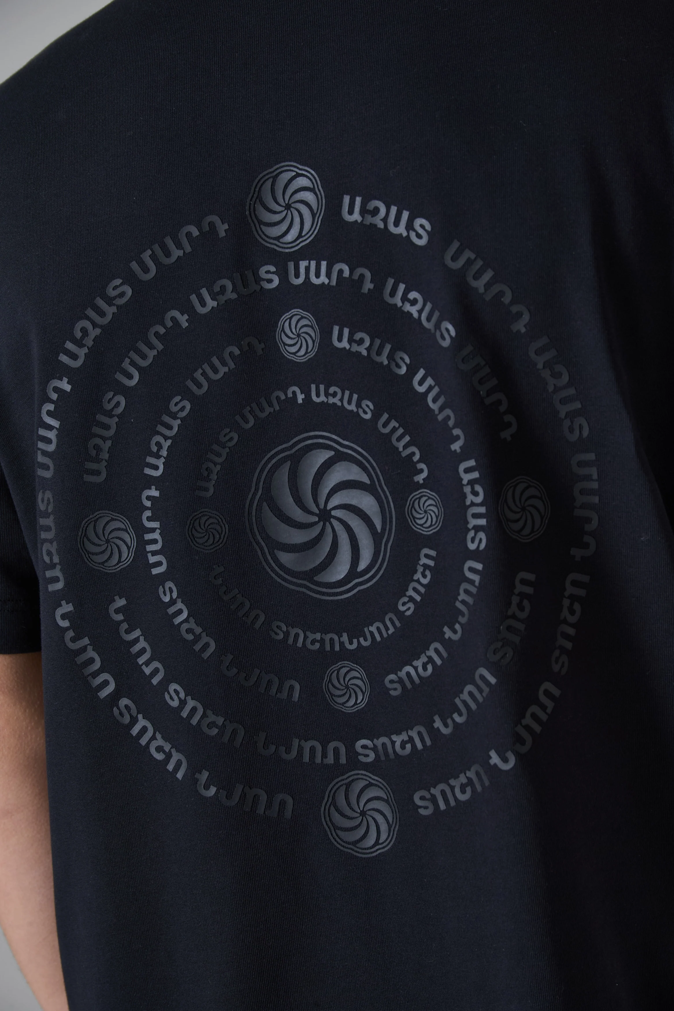WHEEL OF ETERNITY BLACK T-SHIRT - Image 5