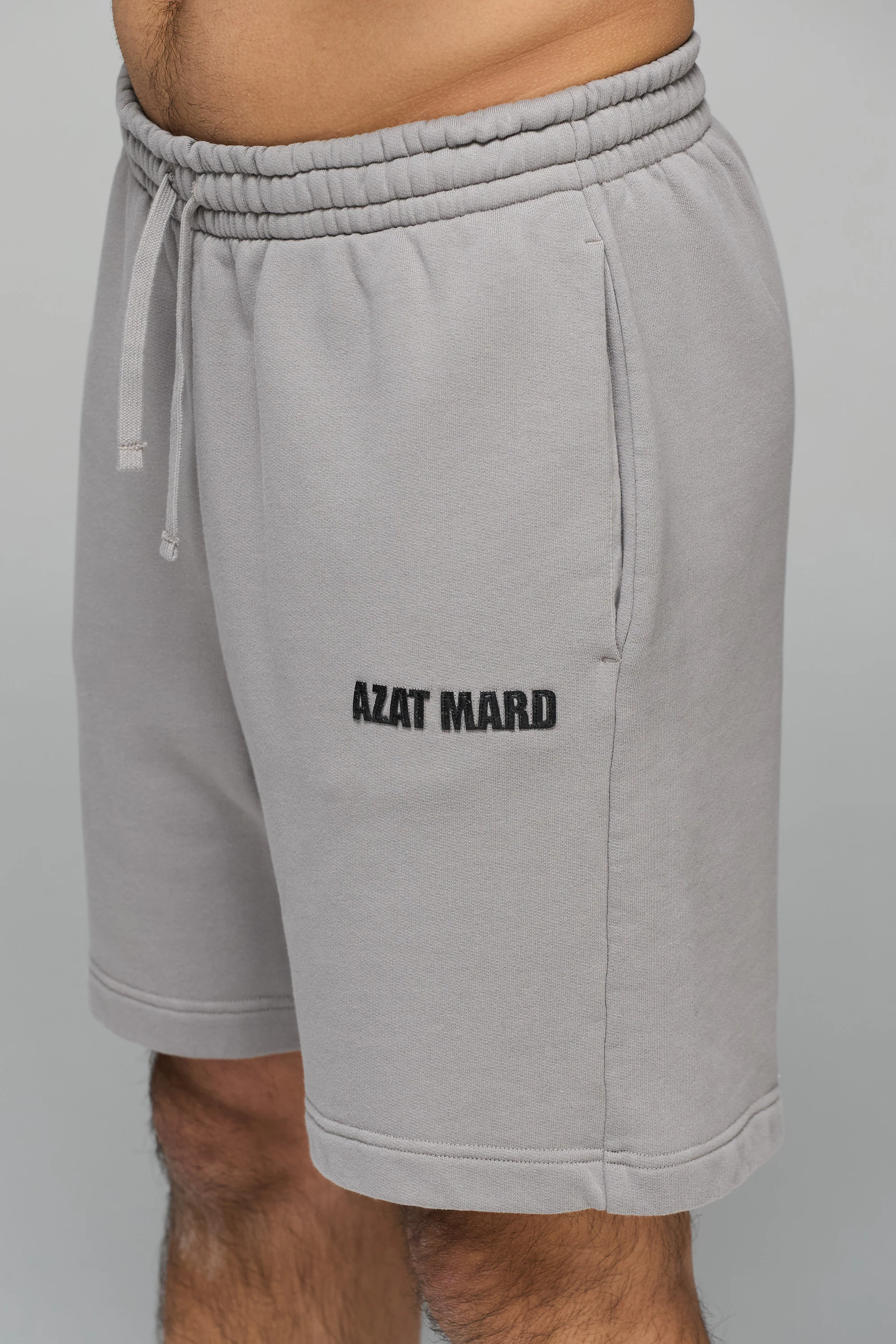 GREY CREST SHORTS - Image 4