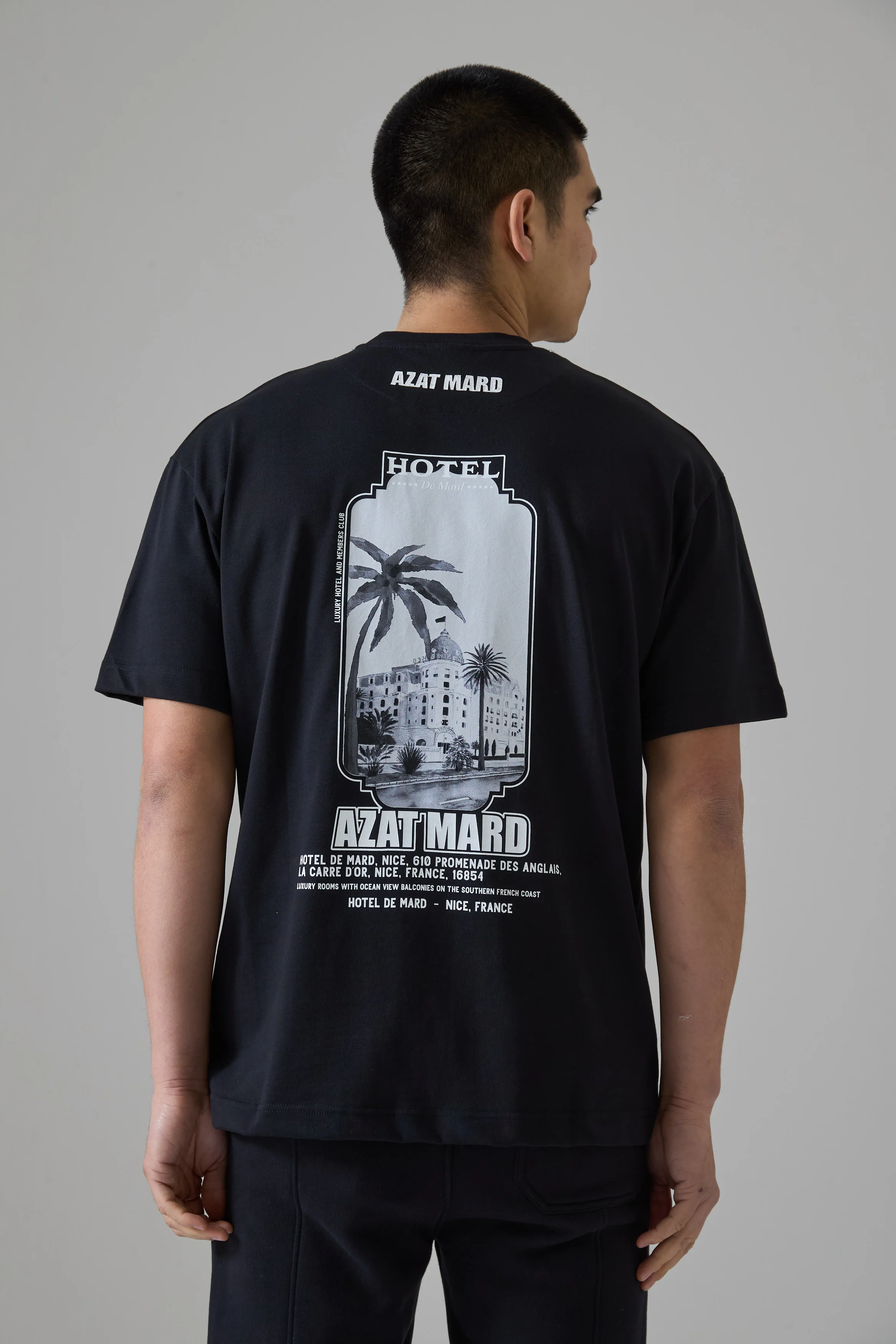 HOTEL DE MARD BLACK T-SHIRT - Image 3