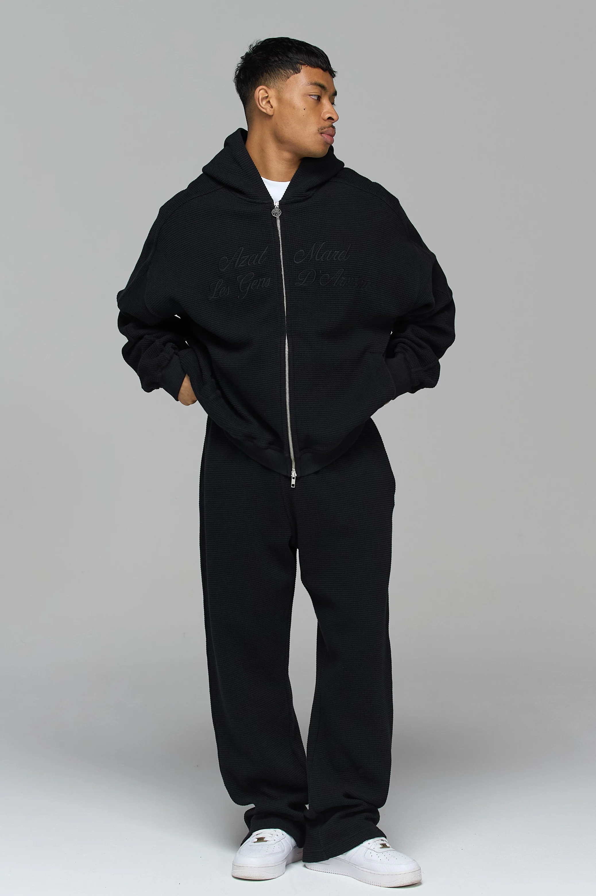 LES GENS SIGNATURE STRAIGHT LEG WAFFLE JOGGERS - Image 4