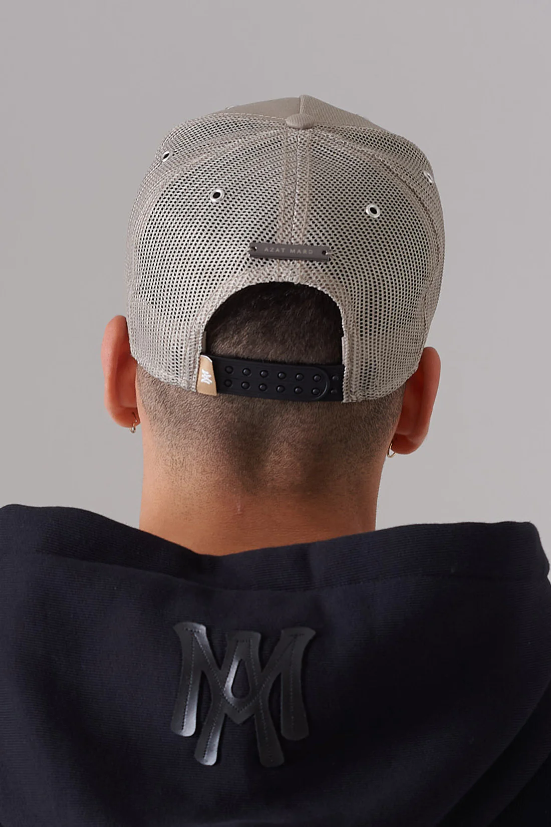 LES GENS TAUPE TRUCKER CAP - Image 3