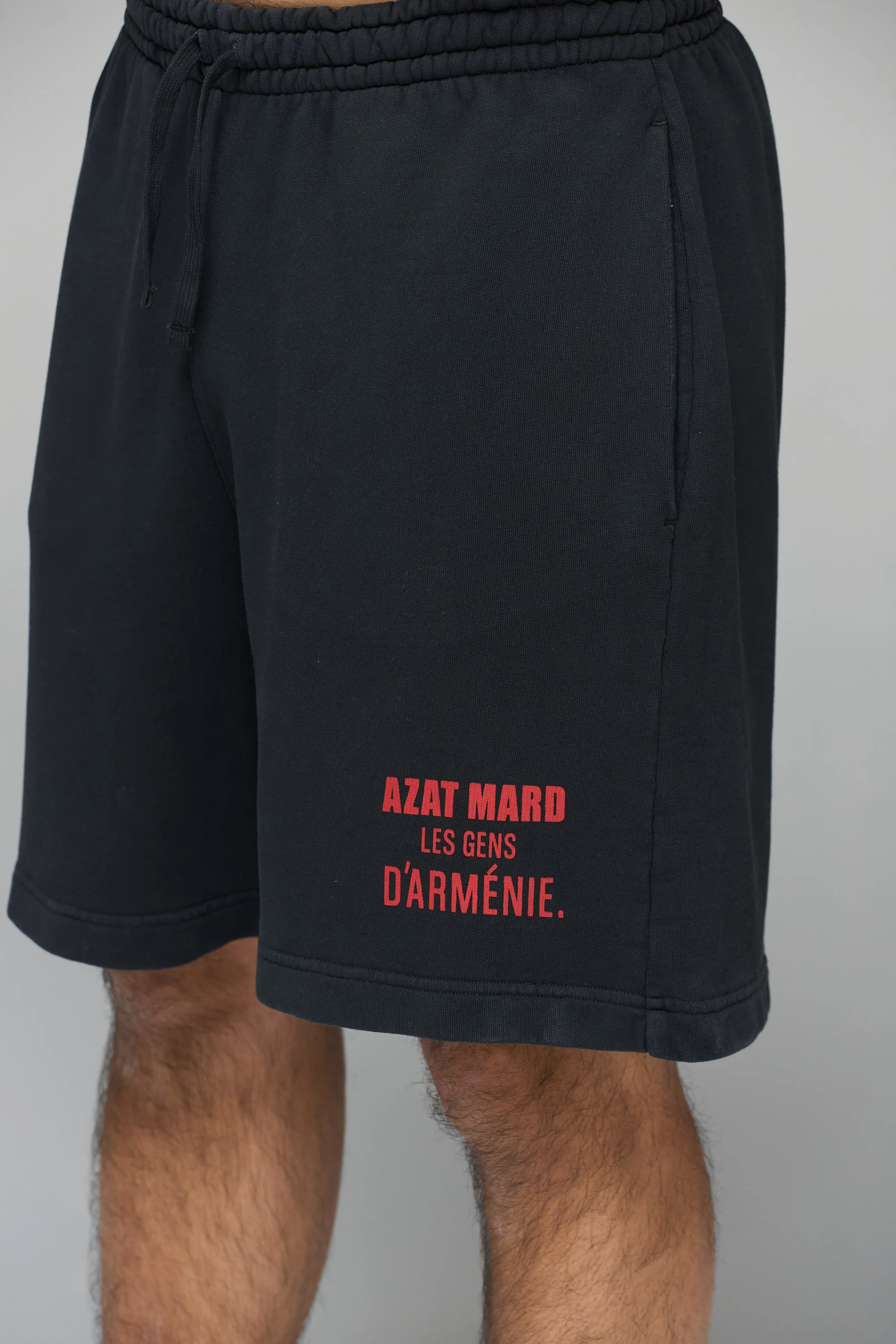 LES GENS WASHED BLACK/RED SHORTS - Image 4