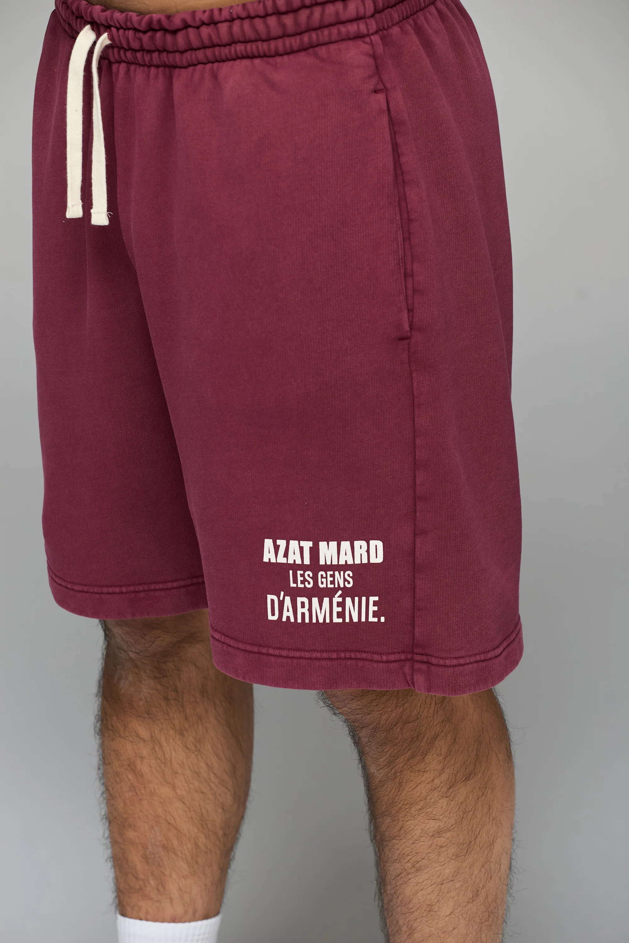 LES GENS MAROON SHORTS - Image 4