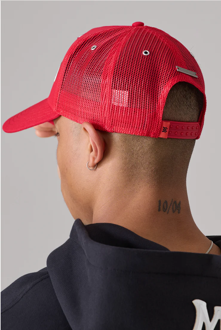 RED/WHITE AZAT MARD TRUCKER CAP - Image 3