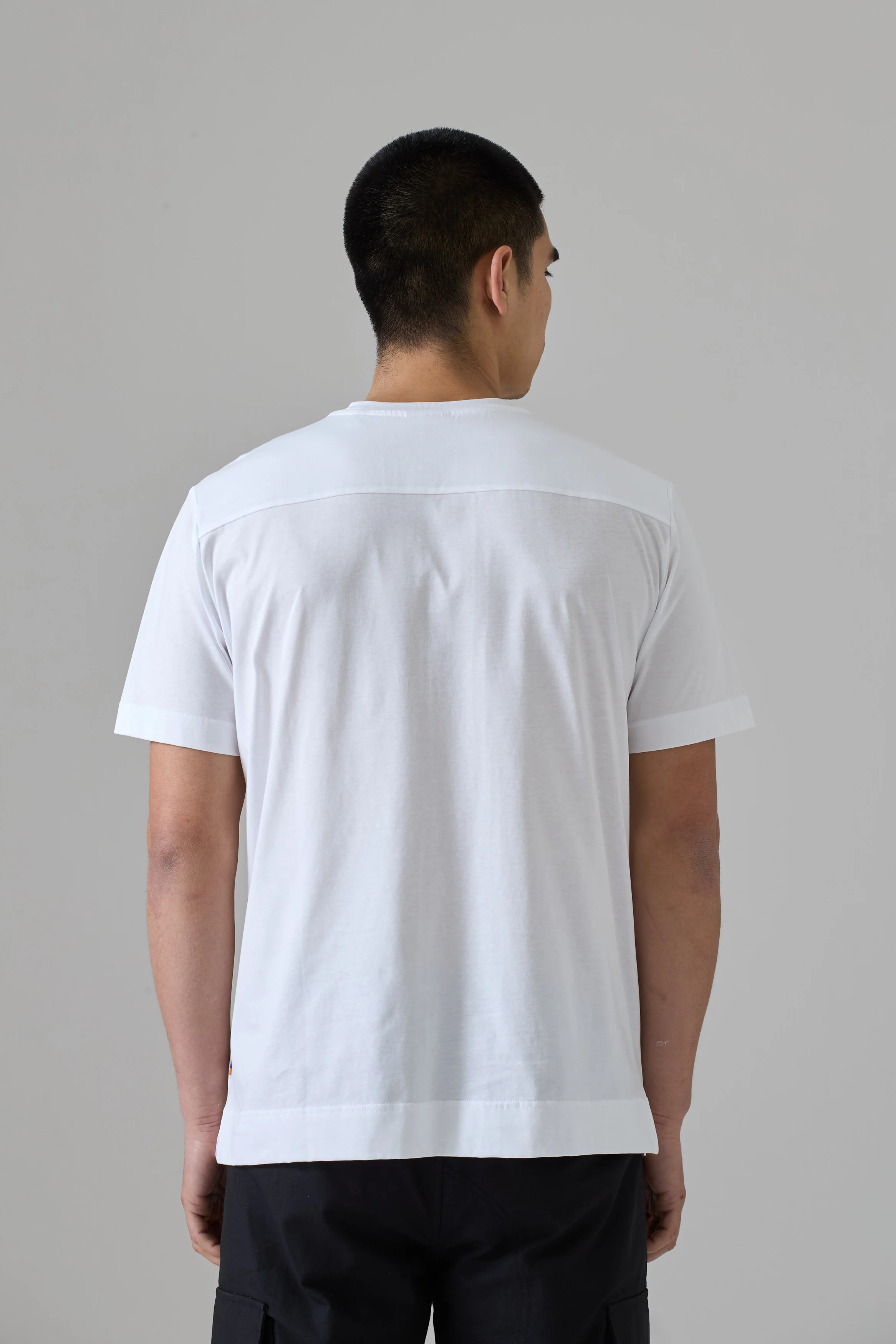WHITE MERCERISED T-SHIRT WITH WHITE ORGANIC LEATHER LOGO - Image 3