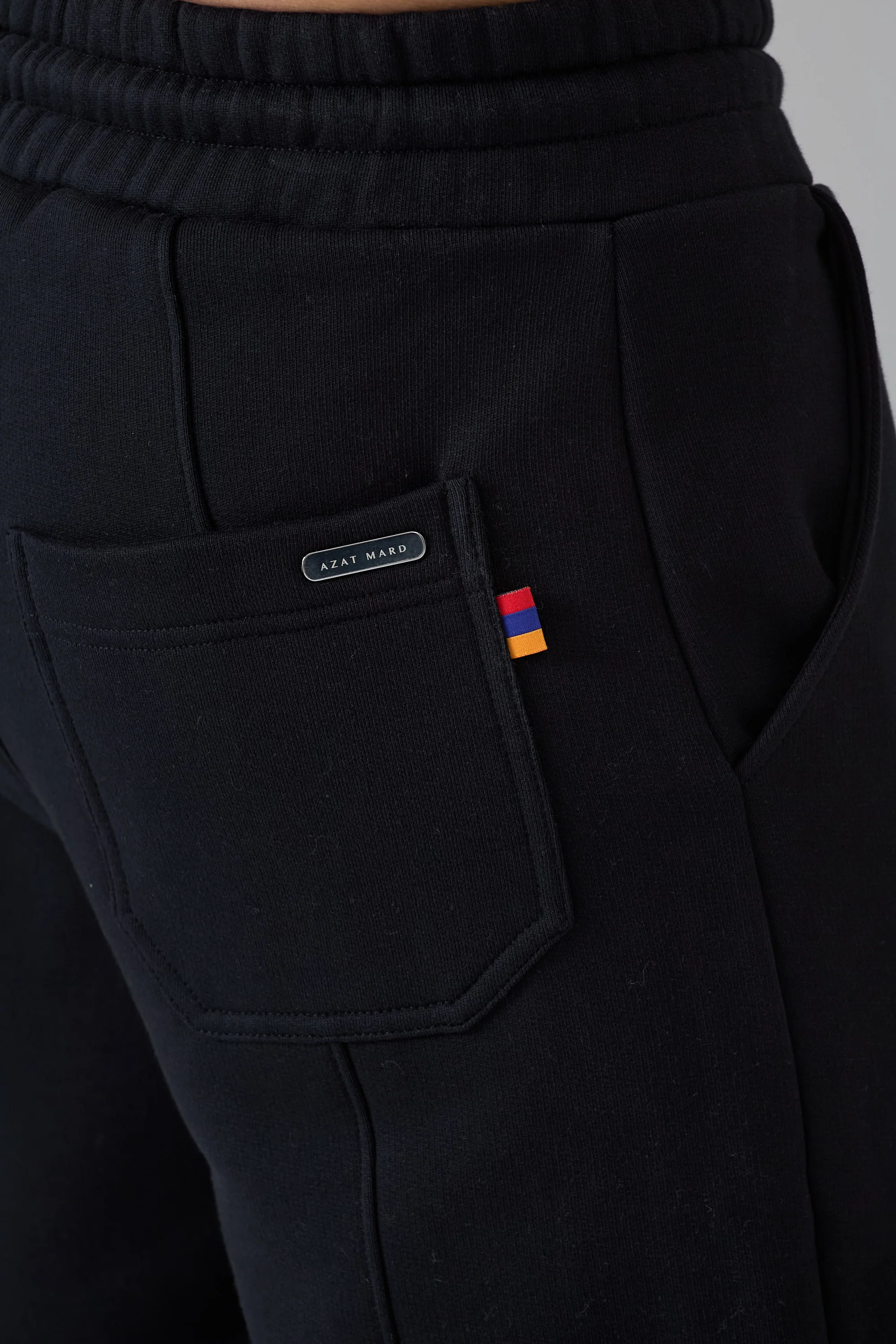 WORLD FAMOUS AZAT MARD TEAM BLACK SHORTS - Image 5